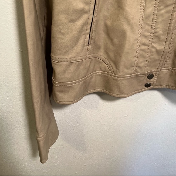 Bernardo Faux Leather Jacket Soft Wheat - Picture 5 of 12